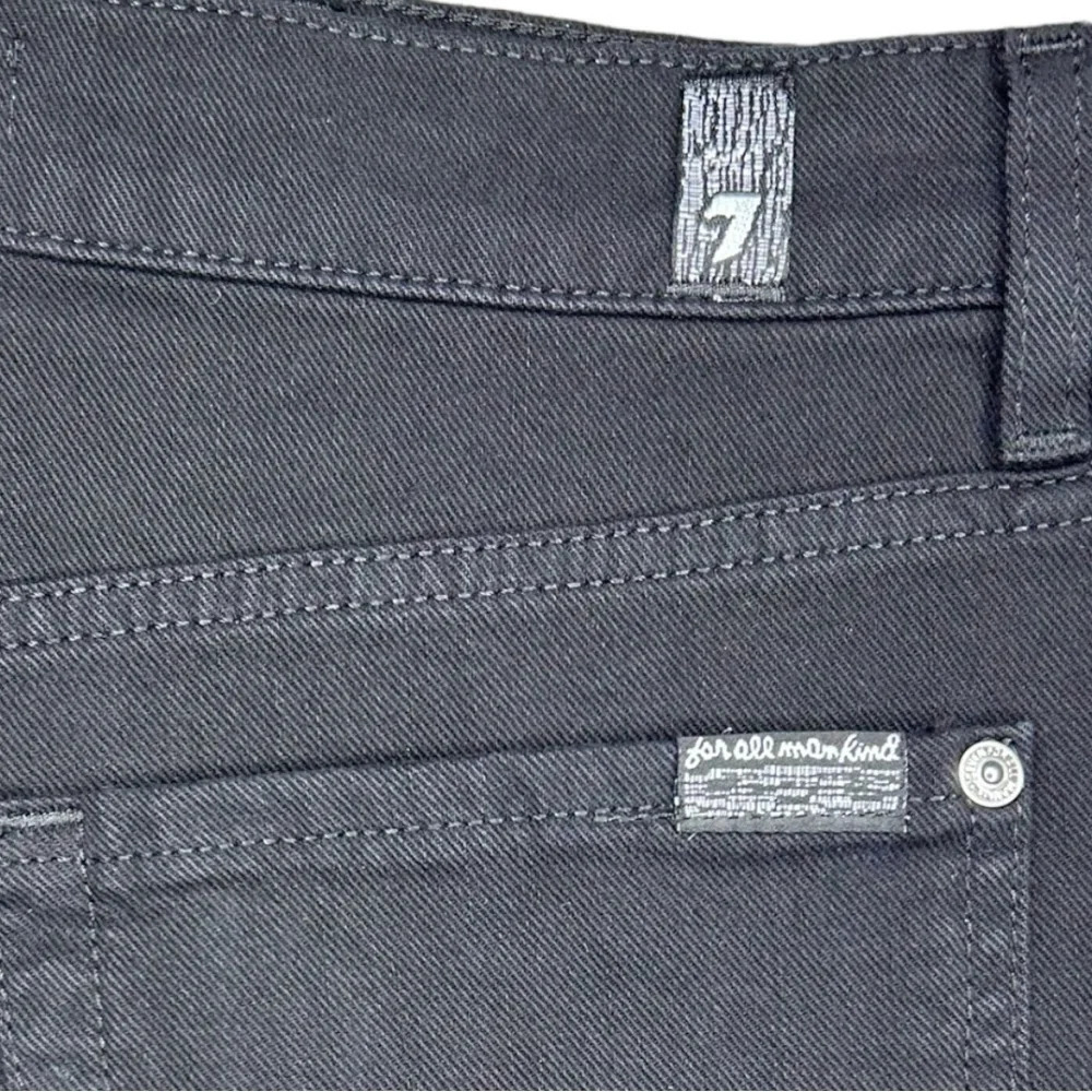 7 FOR ALL MANKIND Women’s Broken Twill Cut Off Short Black Size 28 - Picture 7 of 16